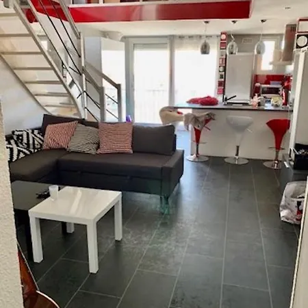 Apartment Port Brescou, T3 En Duplex Climatise, Superbe Vue Sur Le Port *
