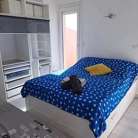 شقة Port Brescou, T3 En Duplex Climatise, Superbe Vue Sur Le Port *