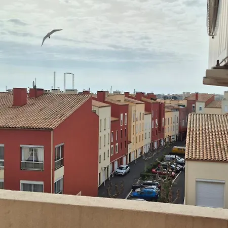 Apartment Port Brescou, T3 En Duplex Climatise, Superbe Vue Sur Le Port