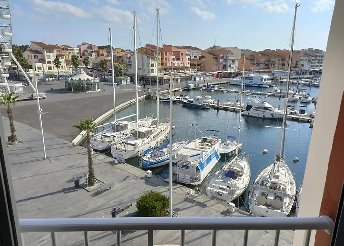 Apartment Port Brescou, T3 En Duplex Climatise, Superbe Vue Sur Le Port *