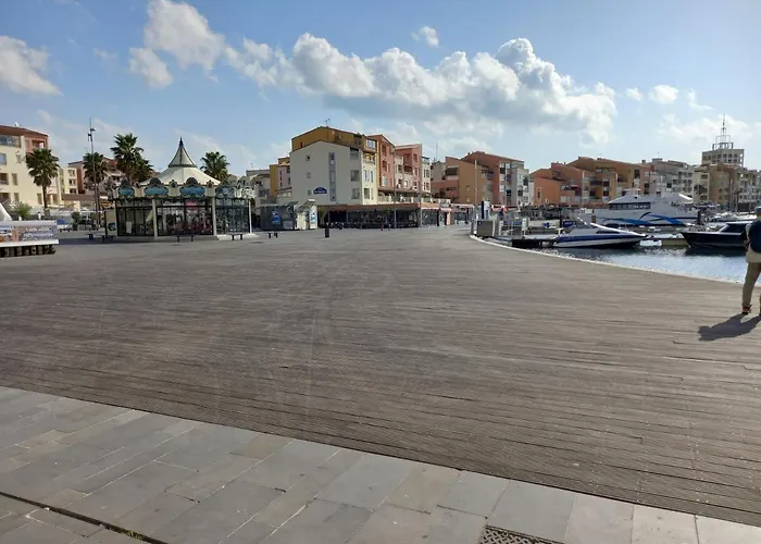 Apartment Port Brescou, T3 En Duplex Climatise, Superbe Vue Sur Le Port Agde